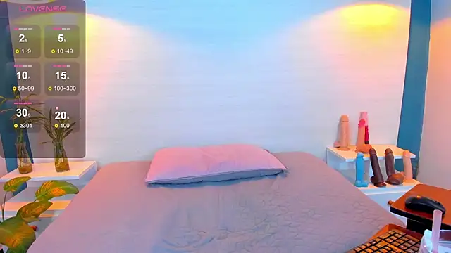 Snapshot of bunny_bicht chatting on March 2025 09:43:01 PM bunny bicht online show from March 2025 09:43:01 PM