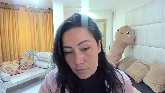 gaby trent online show from October 2025 03:09:02 PM