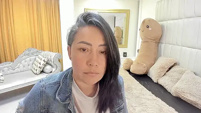 gaby trent online show from February 2026 04:29:01 PM