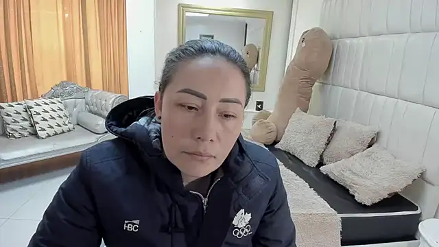 gaby trent online show from December 2025 12:20:02 PM