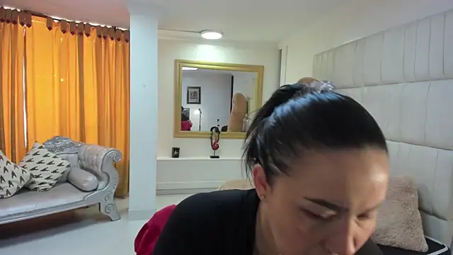 gaby trent online show from November 2025 01:11:01 PM