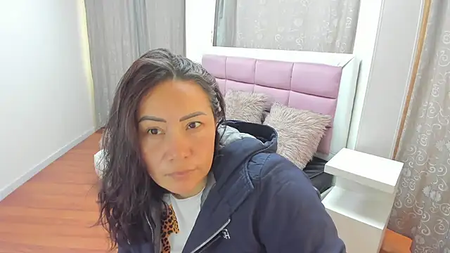 gaby trent online show from July 2026 02:40:01 PM