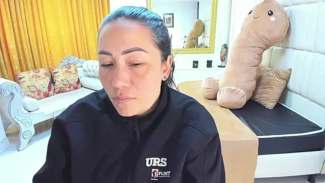 gaby trent online show from October 2025 02:07:01 PM