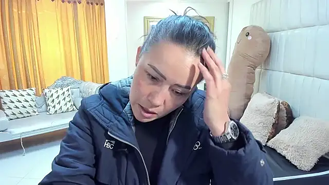 gaby trent online show from November 2025 02:09:02 PM