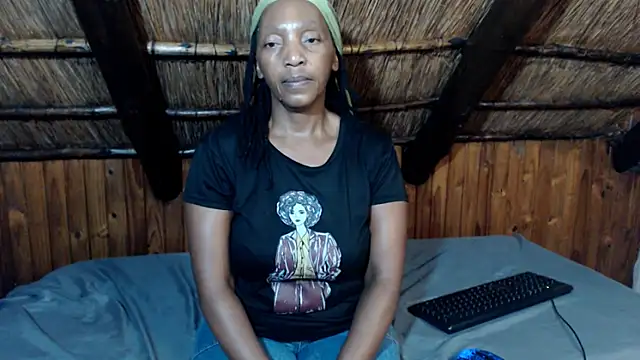 NikkyJigglesX online show from April 2026 04:02:02 PM