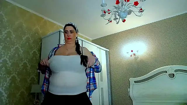 Evelyn Shy online show from February 2025 10:05:02 AM