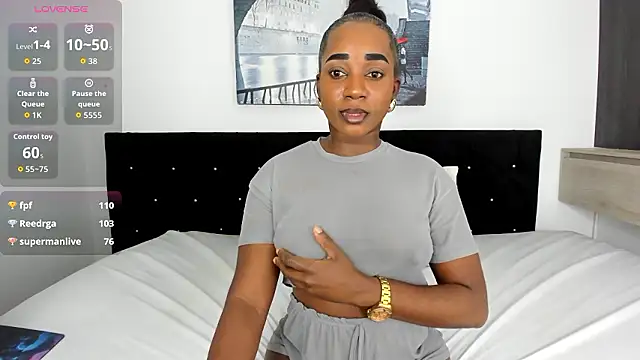 cristaaalclocks1 online show from January 2026 07:12:01 PM