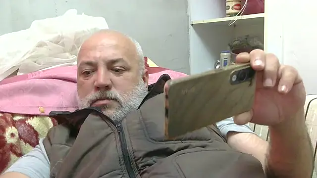 Snapshot of husoizmir chatting on May 2026 03:39:02 PM husoizmir online show from May 2026 03:39:02 PM