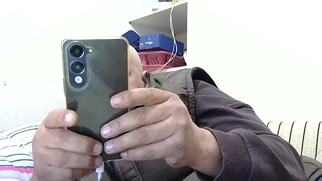 Snapshot of husoizmir chatting on May 2026 02:32:02 PM husoizmir online show from May 2026 02:32:02 PM