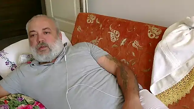 husoizmir online show from October 2025 12:42:01 PM