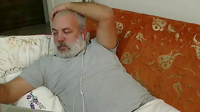 husoizmir online show from October 2025 10:18:02 AM