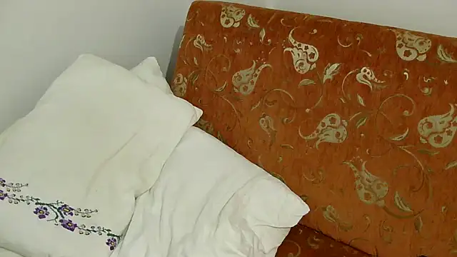 husoizmir online show from October 2025 05:10:01 PM