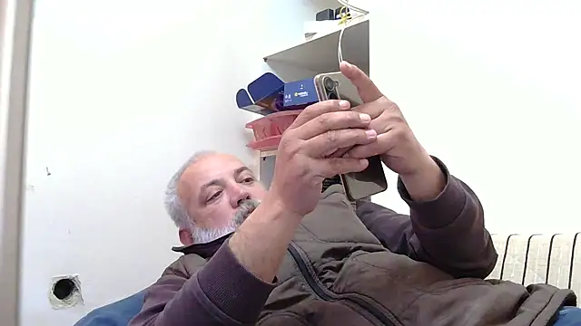 Snapshot of husoizmir chatting on May 2026 01:25:01 PM husoizmir online show from May 2026 01:25:01 PM