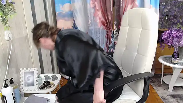 Mika Passion online show from May 2026 09:07:02 AM