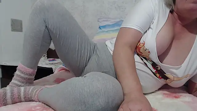 Miss Night21 online show from November 2025 07:02:01 AM