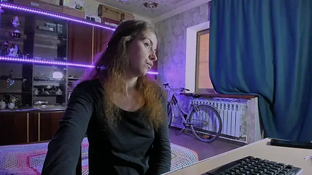 Snapshot of pa1e_pr1ncess chatting on July 2026 06:41:01 AM pa1e pr1ncess online show from July 2026 06:41:01 AM