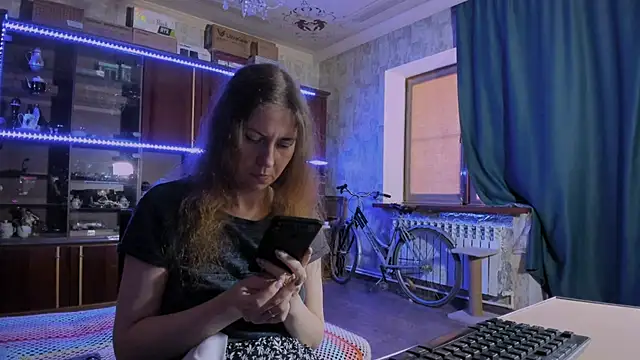 Snapshot of pa1e_pr1ncess chatting on June 2026 07:24:01 AM pa1e pr1ncess online show from June 2026 07:24:01 AM
