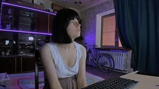 Snapshot of pa1e_pr1ncess chatting on June 2026 07:37:02 AM pa1e pr1ncess online show from June 2026 07:37:02 AM