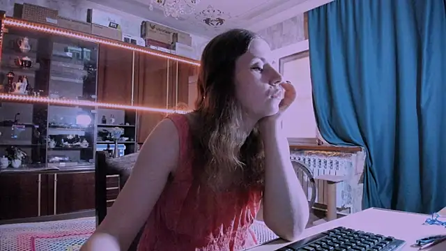Snapshot of pa1e_pr1ncess chatting on June 2026 05:49:02 AM pa1e pr1ncess online show from June 2026 05:49:02 AM