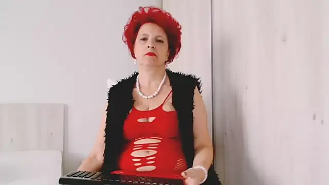 Snapshot of MilfSupreme chatting on October 2025 11:35:02 AM MilfSupreme online show from October 2025 11:35:02 AM