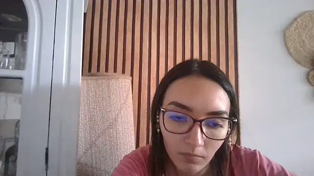 LinzyBaner online show from February 2025 08:49:01 PM