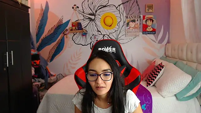 LinzyBaner online show from February 2025 12:19:02 AM