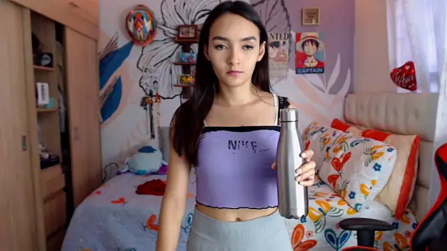 LinzyBaner online show from March 2026 09:49:02 PM