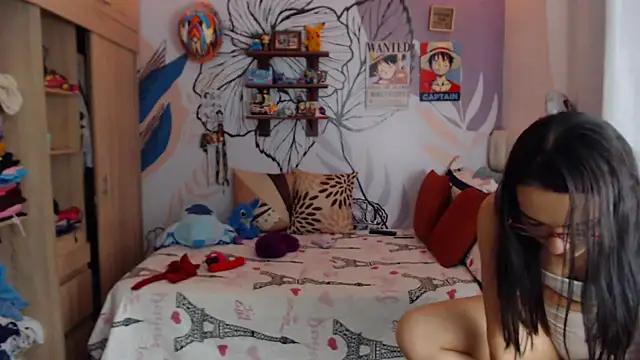 LinzyBaner online show from October 2025 11:16:02 PM