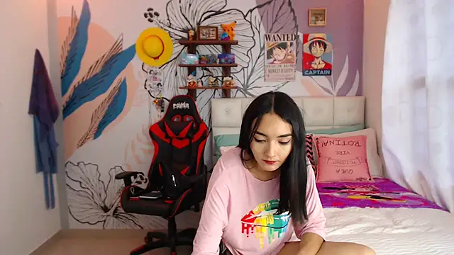 LinzyBaner online show from February 2025 09:44:02 PM