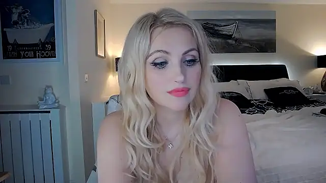 AlbanyWhite online show from January 2026 06:33:01 PM