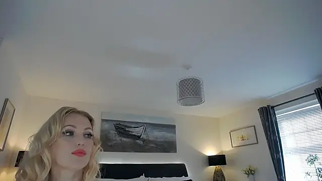 AlbanyWhite online show from March 2026 01:18:01 PM