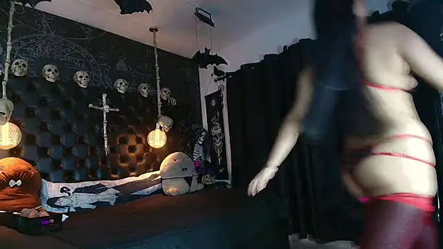 AlexHoe  online show from February 2026 06:52:01 PM