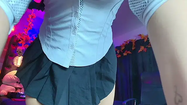 AlexHoe  online show from September 2025 07:03:01 PM