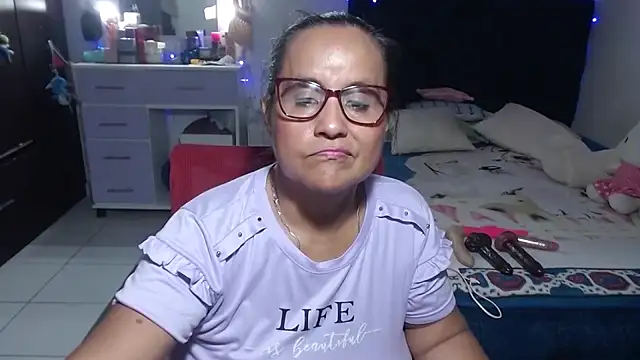 pervert mommy  online show from June 2026 01:50:01 PM