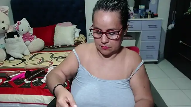 pervert mommy  online show from November 2025 09:56:01 AM