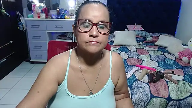 pervert mommy  online show from May 2026 09:48:02 AM