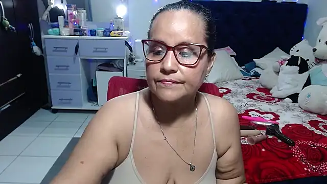 pervert mommy  online show from May 2026 09:41:02 AM