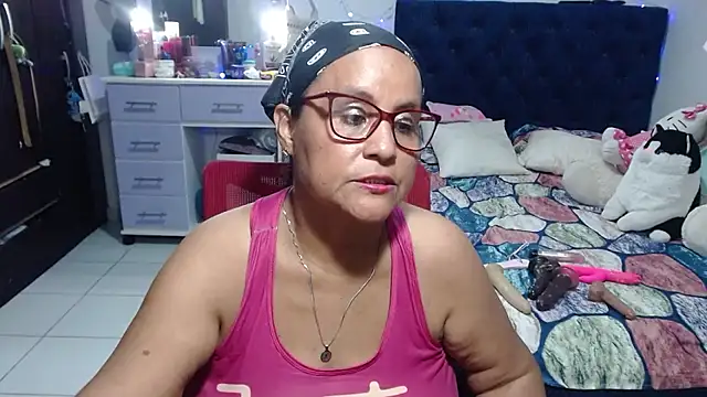 pervert mommy  online show from June 2026 02:33:01 PM