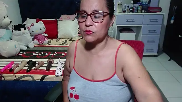 pervert mommy  online show from September 2025 09:38:01 AM