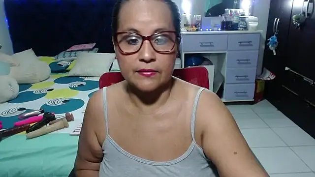 pervert mommy  online show from February 2026 11:32:02 AM