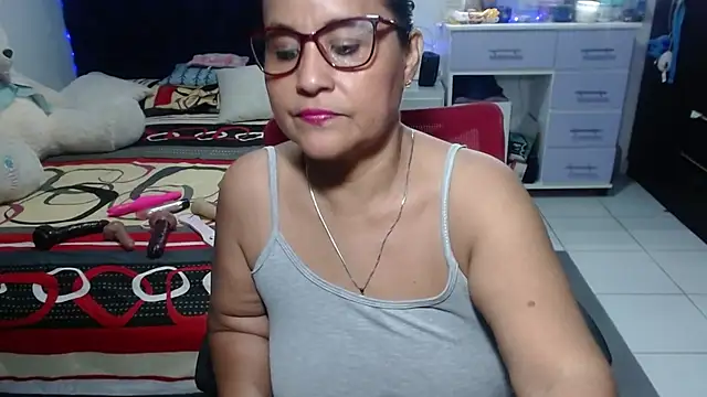 pervert mommy  online show from April 2026 10:55:01 AM