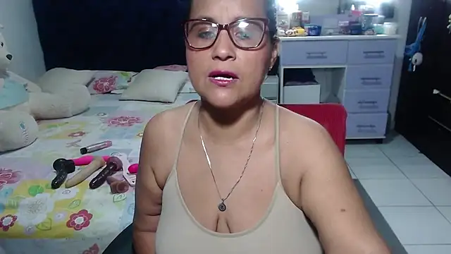 pervert mommy  online show from April 2026 10:18:02 AM