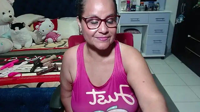 pervert mommy  online show from November 2025 10:53:01 PM