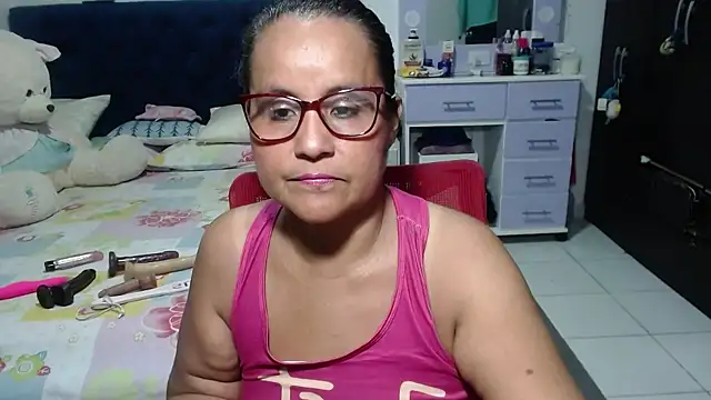 pervert mommy  online show from February 2026 10:15:02 AM