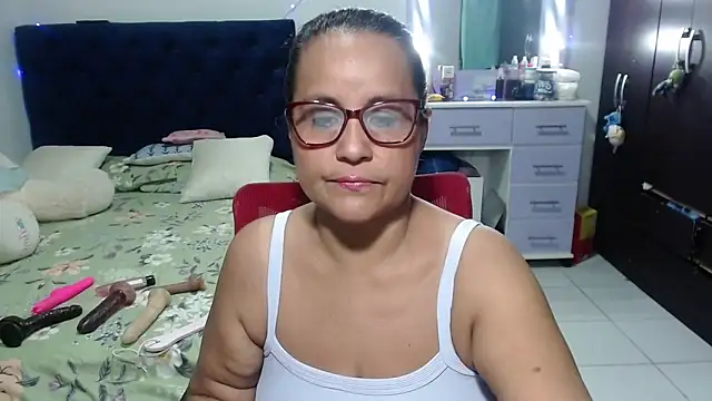 pervert mommy  online show from February 2026 11:00:02 AM