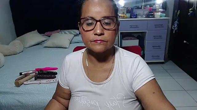 pervert mommy  online show from May 2026 11:51:02 AM