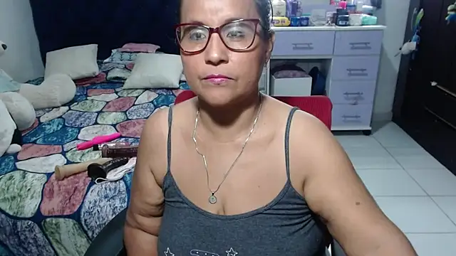 pervert mommy  online show from May 2026 10:18:02 AM