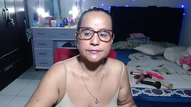 pervert mommy  online show from June 2026 10:58:01 AM