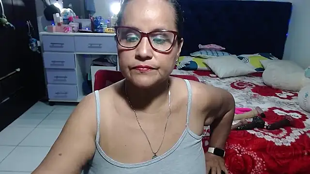 pervert mommy  online show from May 2026 10:55:02 AM