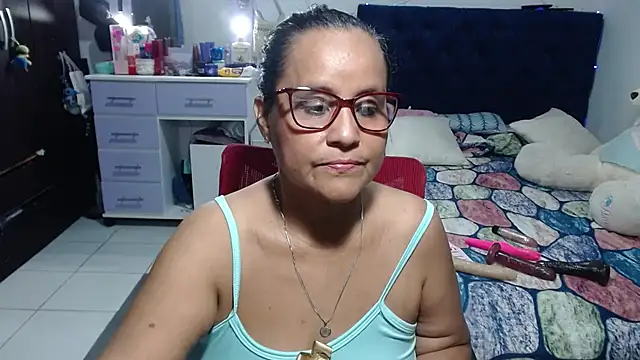 pervert mommy  online show from May 2026 10:54:01 AM